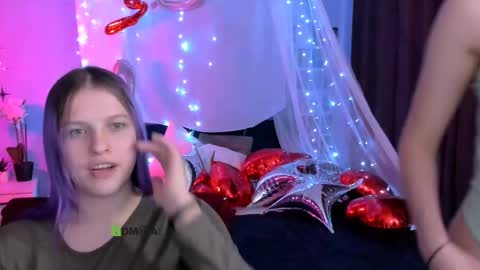 Snapshot of gloria_bubble chatting on 02-25-26, 09:24 your dream online show from 02-25-26, 09:24