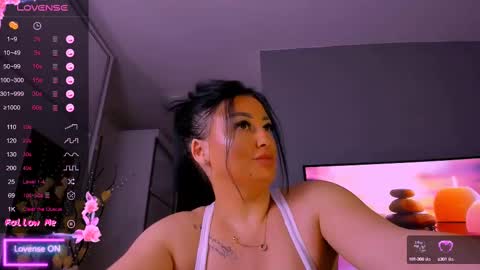 Snapshot of gloria_erine chatting on 03-06-25, 11:09 gabrielle online show from 03-06-25, 11:09