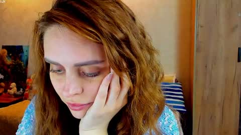 Gloria Wood online show from 04-15-26, 07:58