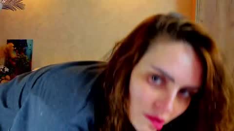 Gloria Wood online show from 04-23-26, 06:21