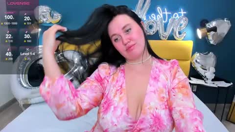 Gloria online show from 02-14-25, 01:02