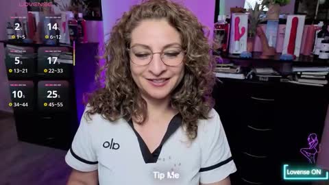 gloriacrespo online show from 10-02-25, 07:43