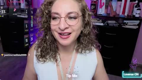 gloriacrespo online show from 10-04-25, 11:25