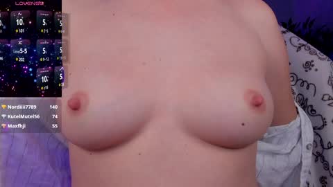 gloriagrays online show from 12-15-24, 08:15