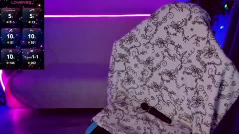 gloriagrays online show from 01-13-25, 07:53