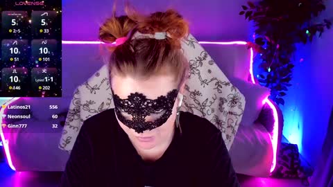 gloriagrays online show from 02-06-25, 12:05