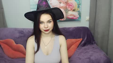 gloriyadre online show from 10-30-25, 01:56