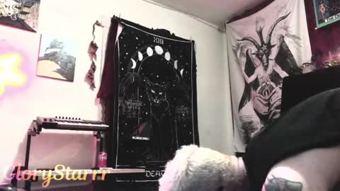 Glory Starrr online show from 04-28-26, 02:27