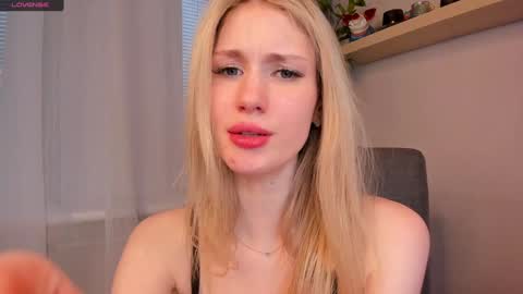 Ann Eliz and Gigi online show from 02-19-26, 02:13