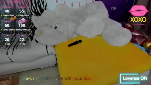 Mia online show from 05-26-26, 04:36