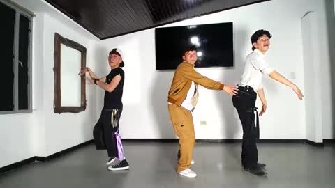 THOMAS AND DAMIAND online show from 09-17-25, 06:09