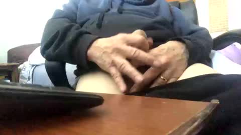 Snapshot of gngnxxx chatting on 01-28-25, 06:49 gngnxxx online show from 01-28-25, 06:49