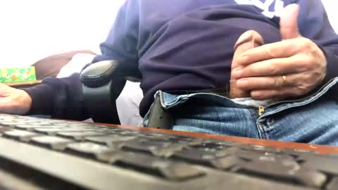 Snapshot of gngnxxx chatting on 02-26-25, 06:43 gngnxxx online show from 02-26-25, 06:43