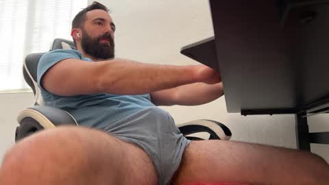 Snapshot of gnorris88 chatting on 12-10-24, 05:44 Gavin Norris online show from 12-10-24, 05:44