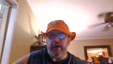 IDKIDCIDGAF online show from 10-05-25, 07:17