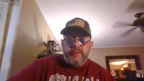 Snapshot of gobey33 chatting on 11-21-25, 01:15 IDKIDCIDGAF online show from 11-21-25, 01:15