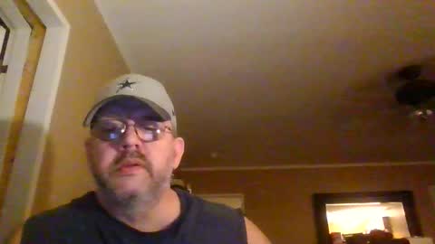 Snapshot of gobey33 chatting on 12-03-25, 01:24 IDKIDCIDGAF online show from 12-03-25, 01:24