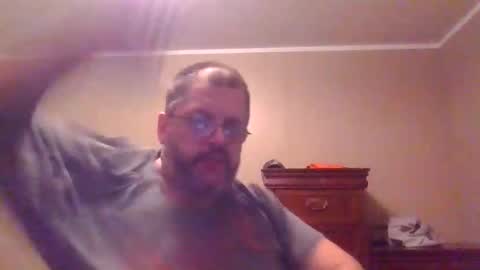 Snapshot of gobey33 chatting on 01-14-26, 01:11 IDKIDCIDGAF online show from 01-14-26, 01:11