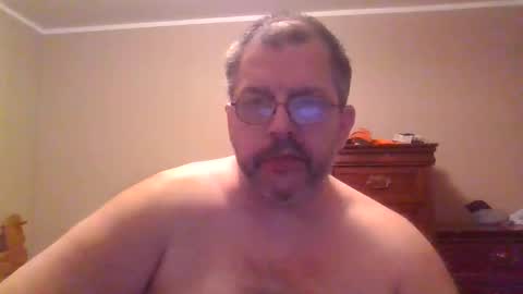 Snapshot of gobey33 chatting on 01-18-26, 02:37 IDKIDCIDGAF online show from 01-18-26, 02:37