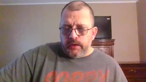 Snapshot of gobey33 chatting on 02-15-26, 08:05 IDKIDCIDGAF online show from 02-15-26, 08:05