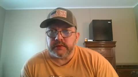 Snapshot of gobey33 chatting on 02-17-26, 02:46 IDKIDCIDGAF online show from 02-17-26, 02:46