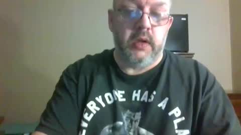 Snapshot of gobey33 chatting on 02-18-26, 02:51 IDKIDCIDGAF online show from 02-18-26, 02:51