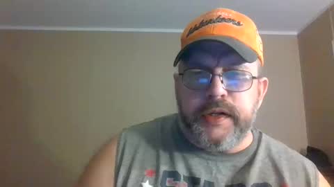 Snapshot of gobey33 chatting on 02-26-26, 12:42 IDKIDCIDGAF online show from 02-26-26, 12:42