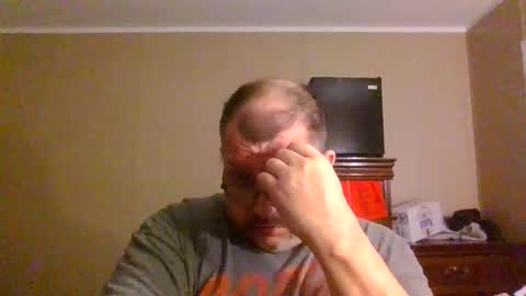 Snapshot of gobey33 chatting on 02-27-26, 07:30 IDKIDCIDGAF online show from 02-27-26, 07:30