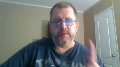 Snapshot of gobey33 chatting on 03-10-26, 11:10 IDKIDCIDGAF online show from 03-10-26, 11:10