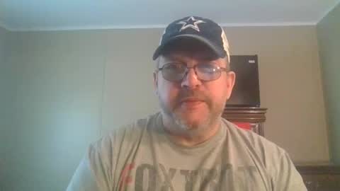 IDKIDCIDGAF online show from 04-22-26, 06:09