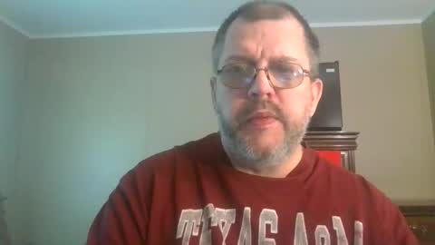 Snapshot of gobey33 chatting on 05-16-26, 05:12 IDKIDCIDGAF online show from 05-16-26, 05:12