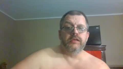 Snapshot of gobey33 chatting on 05-18-26, 12:18 IDKIDCIDGAF online show from 05-18-26, 12:18