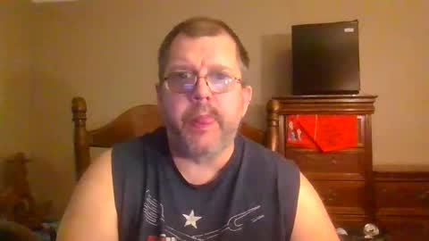 Snapshot of gobey33 chatting on 06-01-26, 11:50 IDKIDCIDGAF online show from 06-01-26, 11:50