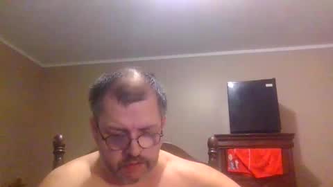 Snapshot of gobey33 chatting on 06-09-26, 12:00 IDKIDCIDGAF online show from 06-09-26, 12:00
