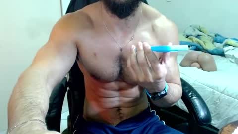 god hunkules online show from 10-04-25, 03:32