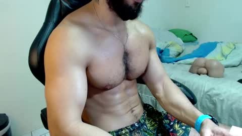 god hunkules online show from 10-17-25, 04:42