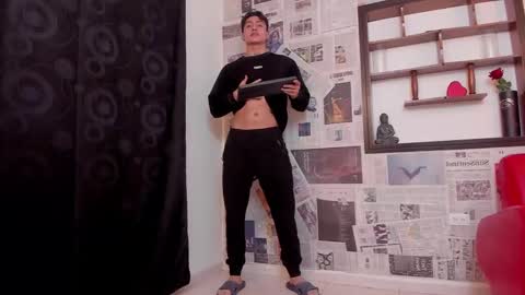 Snapshot of god_of_olympus1 chatting on 03-09-25, 01:46 steven online show from 03-09-25, 01:46