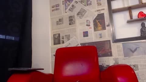 Snapshot of god_of_olympus1 chatting on 11-19-25, 12:05 steven online show from 11-19-25, 12:05