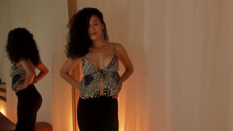 Elena online show from 01-19-25, 12:28