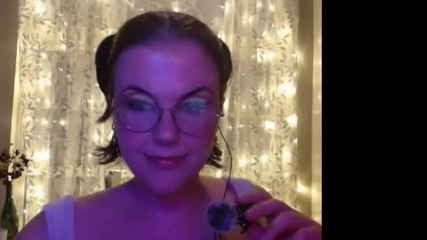 Snapshot of goddess_kehala chatting on 09-18-25, 03:19 Switch Goddess Kehala online show from 09-18-25, 03:19