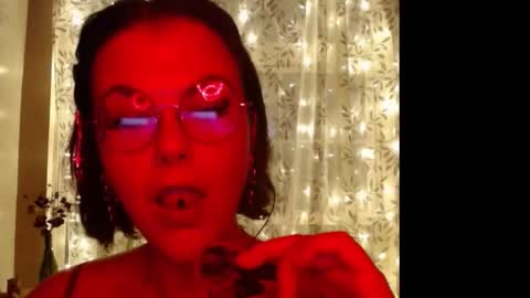 Snapshot of goddess_kehala chatting on 09-20-25, 04:02 Switch Goddess Kehala online show from 09-20-25, 04:02