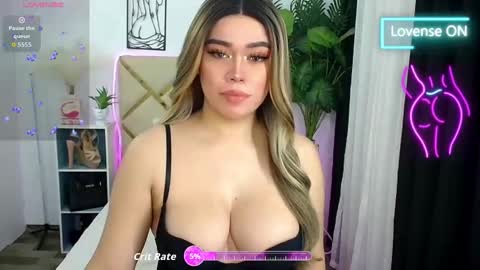 Snapshot of goddess_lykafox chatting on 05-09-26, 02:50 Lyka Fox online show from 05-09-26, 02:50