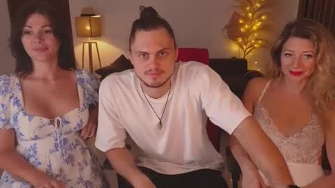   330 UTC2 girls   online show from 02-27-25, 01:38