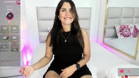 Mia online show from 11-14-25, 03:49