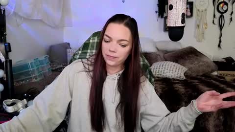 Patricia Mars           Goddess of Mars twitter thegoddessmindy online show from 02-03-26, 04:23