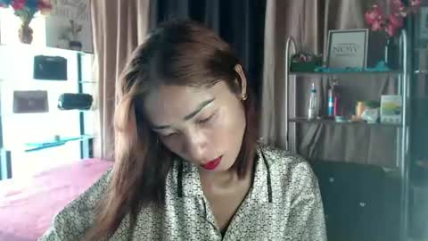 goddess_queen25 online show from 06-22-26, 05:04