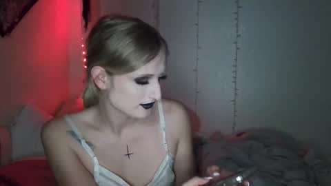 goddessalison online show from 01-10-26, 05:20