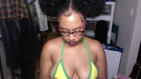 Goddess Daisy Sky online show from 09-26-25, 02:26