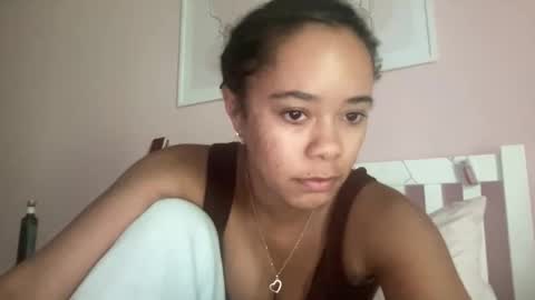 Snapshot of goddesselxo chatting on 05-18-26, 08:09 Goddess L online show from 05-18-26, 08:09