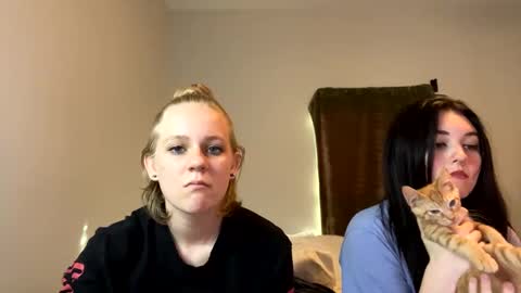 feyaa22 online show from 12-08-24, 02:30